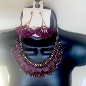 ***N/A***Necklace Goldtone link chain w/beaded threading w/ threaded Earrings